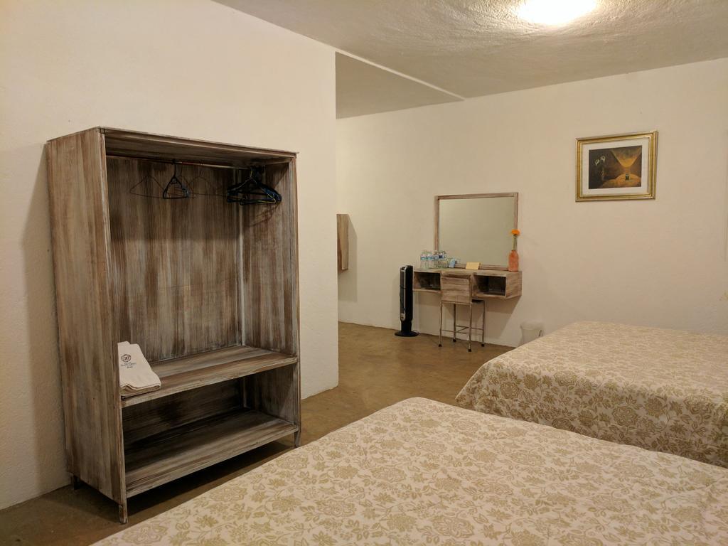 Hotel Atuaraa 迪坡斯特兰 外观 照片