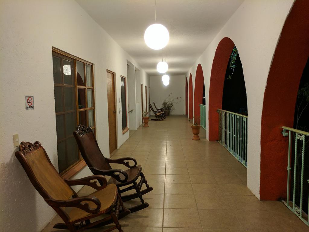 Hotel Atuaraa 迪坡斯特兰 外观 照片